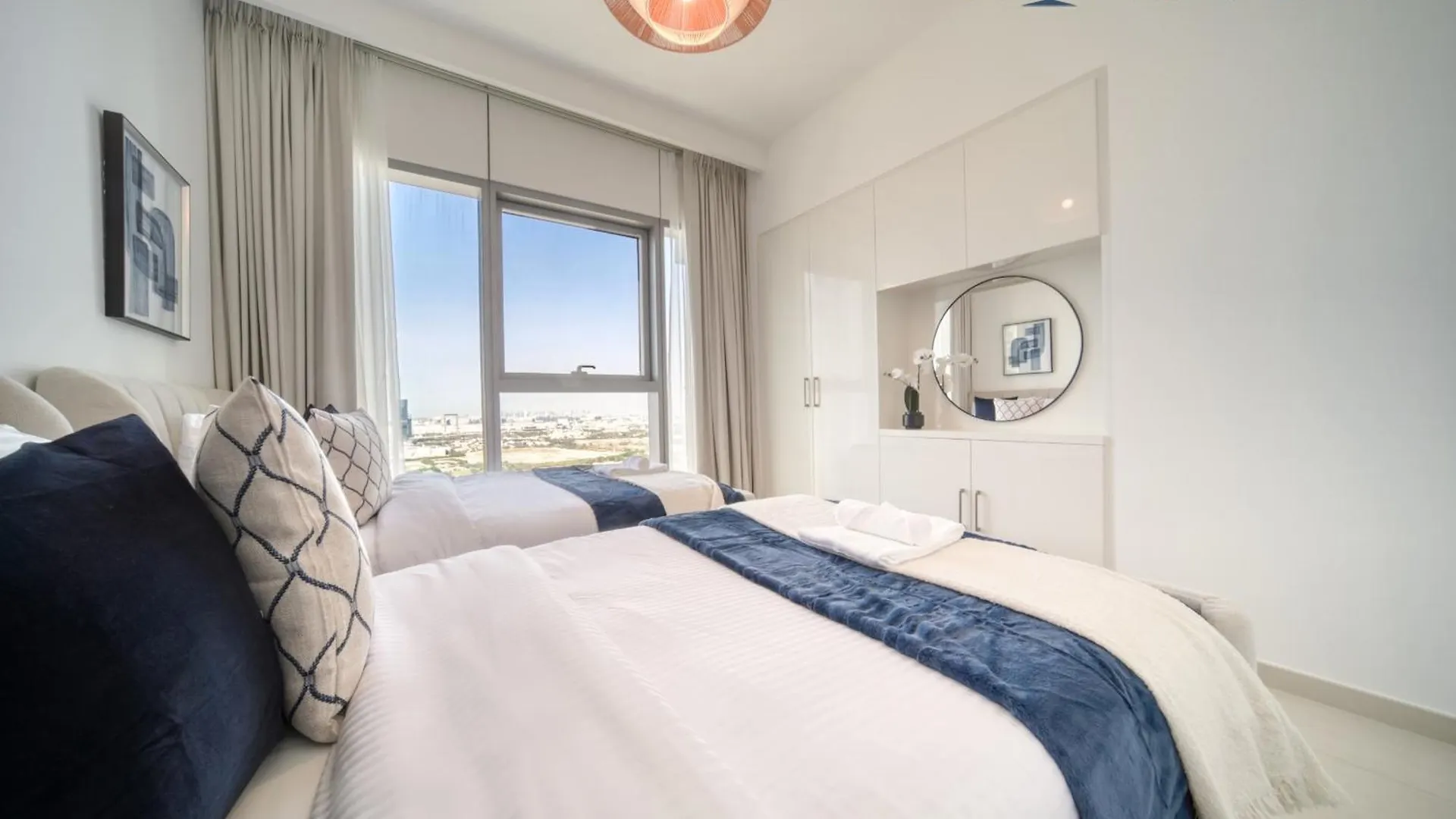 Downtown Views II City View, Downtown Dubai - Mint Stay 0*,  United Arab Emirates