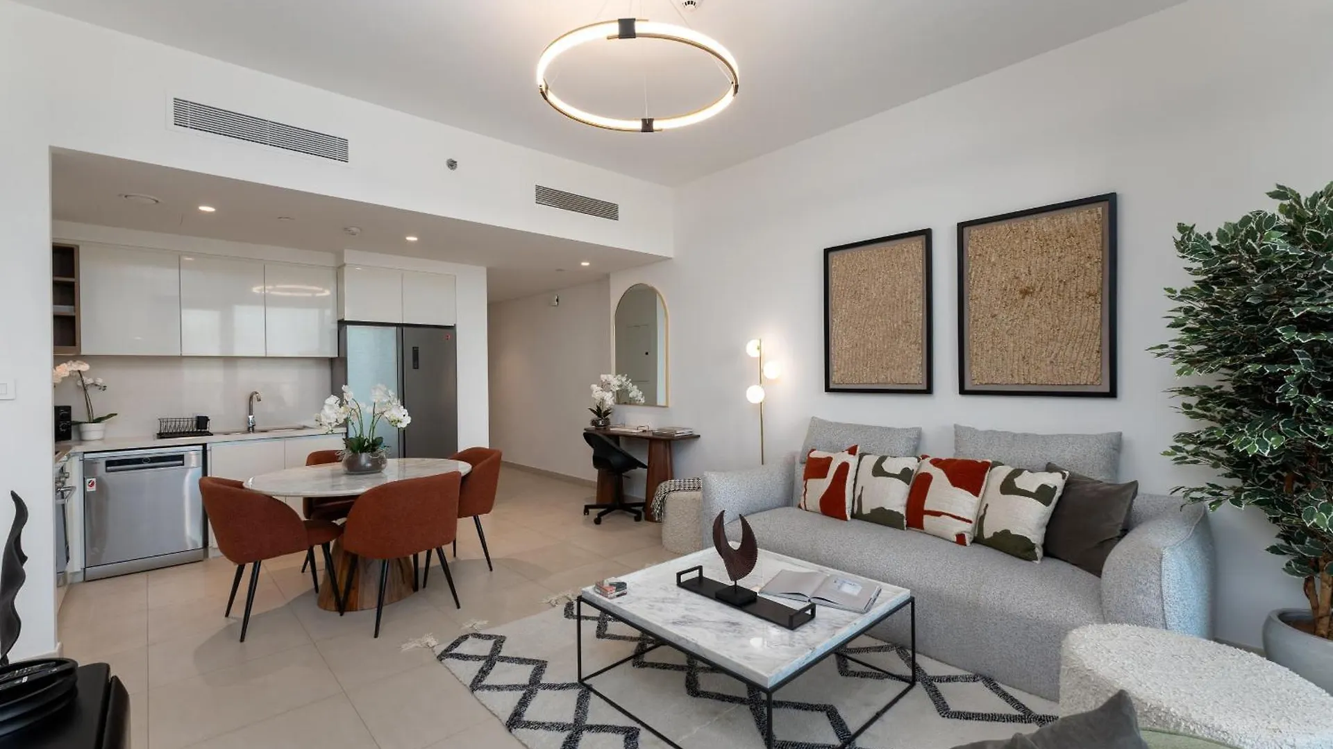 Downtown Views II City View, Downtown Dubai - Mint Stay