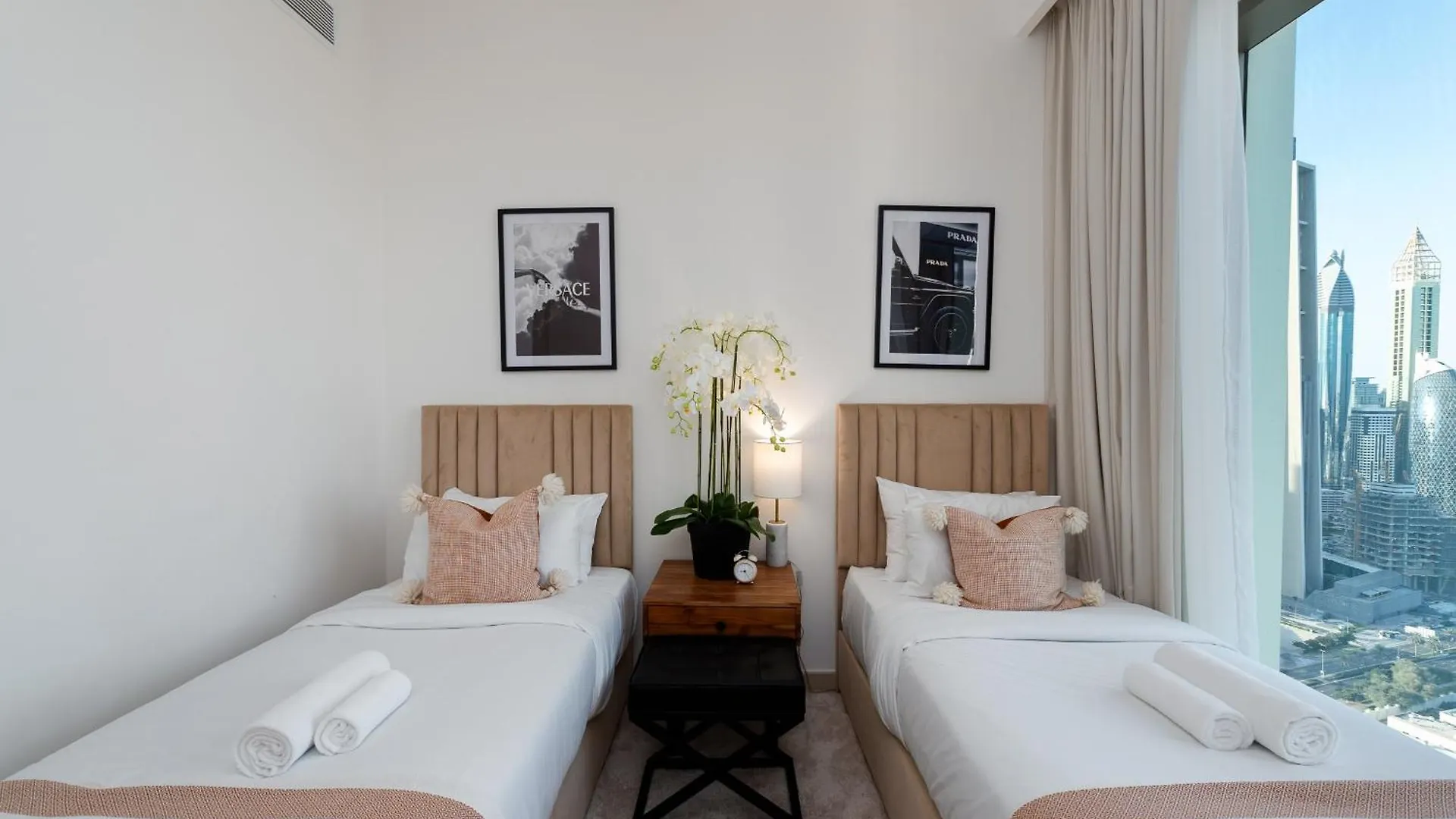 Downtown Views II City View, Downtown Dubai - Mint Stay
