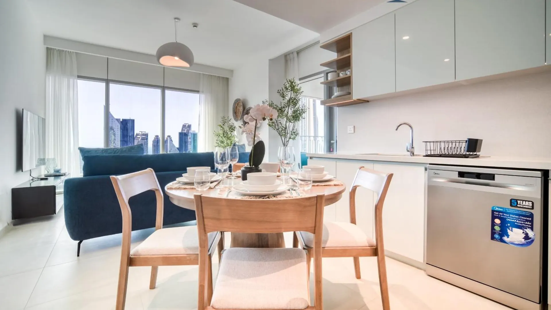Downtown Views II City View, Downtown Dubai - Mint Stay Apartment
